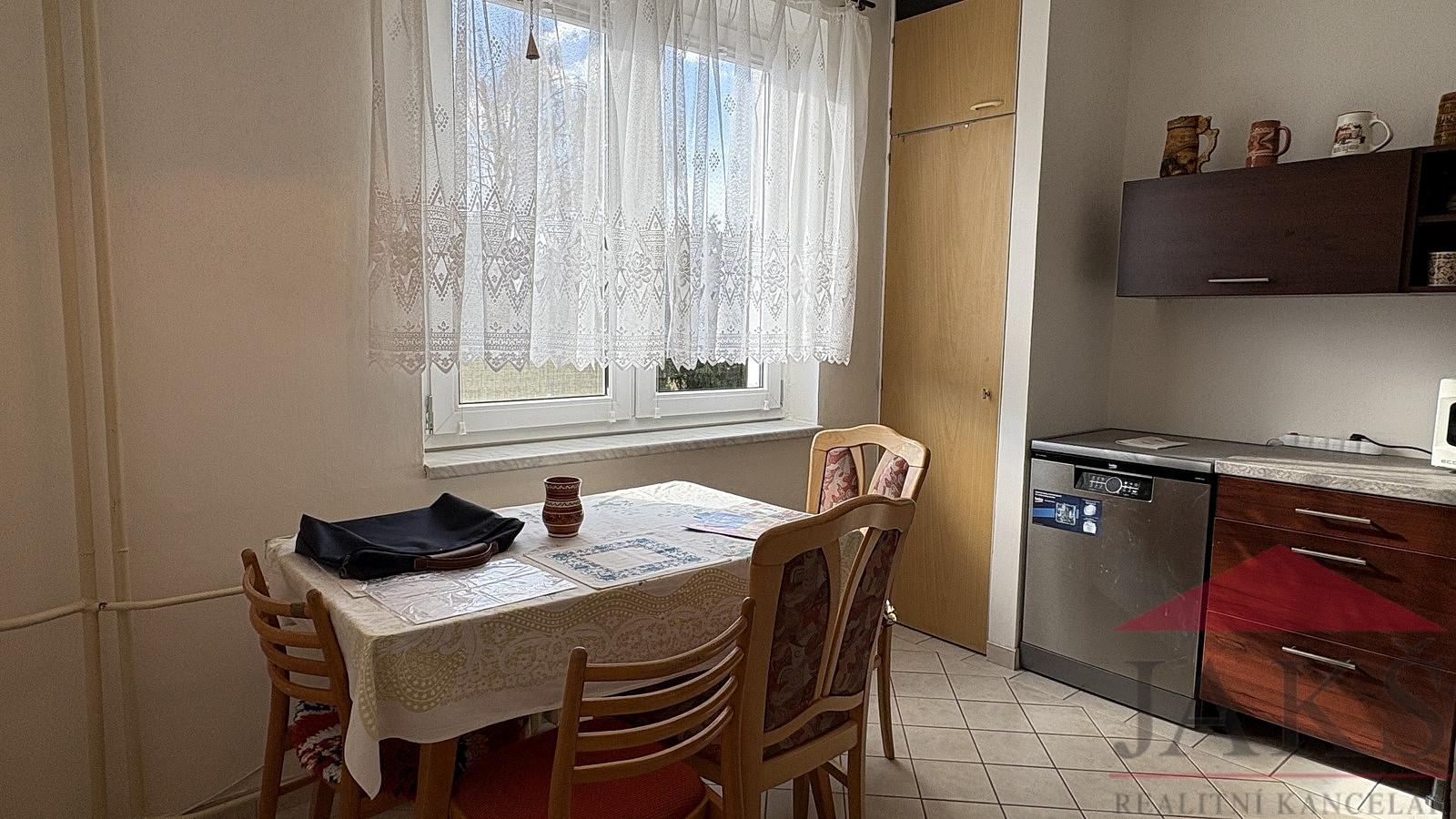 Prodej bytu 2+1 58 m² – fotografie 3