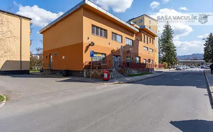 Pronájem kanceláře 170 m², Benátky, Vsetín