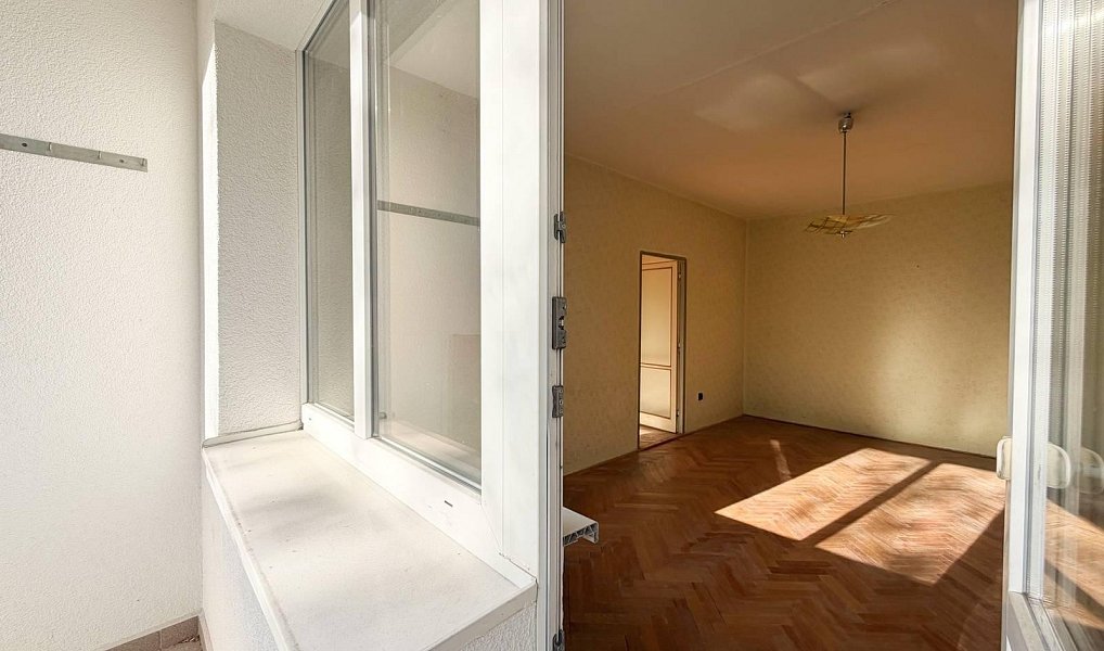 Prodej bytu 3+1 71 m², Chomutov – náhled fotky 4