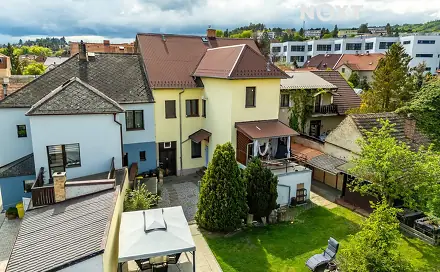 Prodej domu 383 m² s pozemkem 595 m², Vrchlického, Zdice, okres Beroun