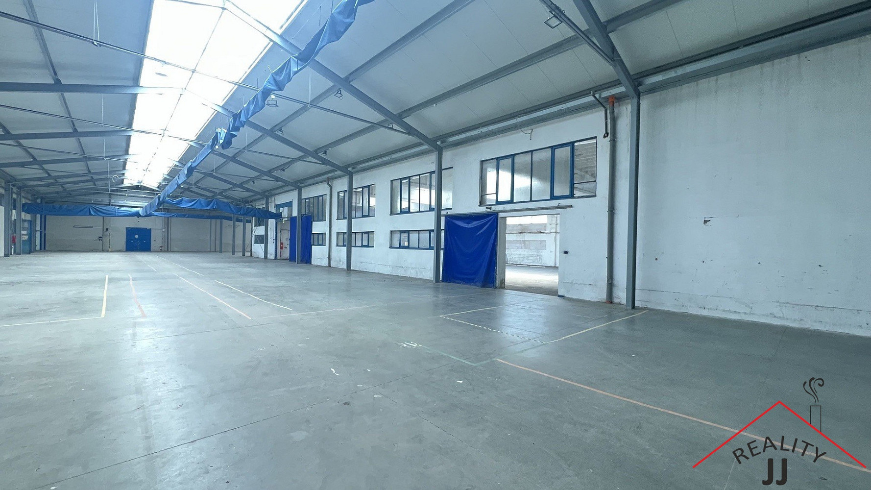 Pronájem skladovacích prostor 3 360 m²
