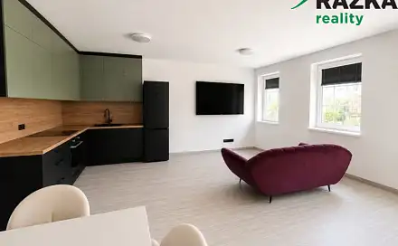 Pronájem bytu 2+kk 58 m², Zámecká, Planá, okres Tachov