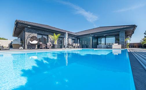 Prodej domu 241 m² s pozemkem 892 m², Opolany, okres Nymburk