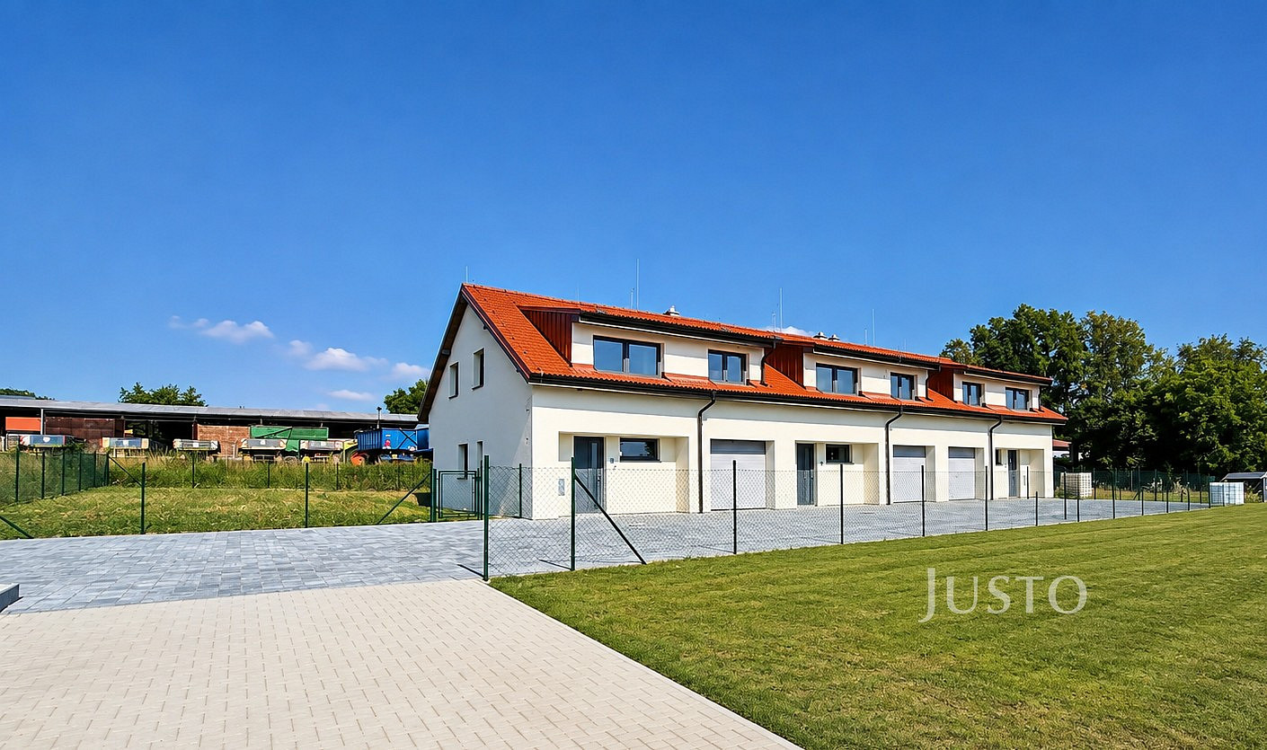 Prodej domu 174 m² s pozemkem 197 m²