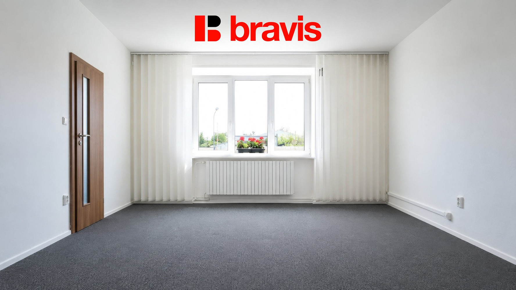 Pronájem kanceláře 41 m² — photo 2