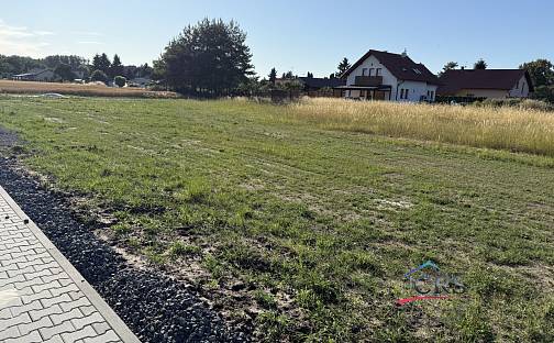 Prodej stavebního pozemku 972 m², Sány, okres Nymburk