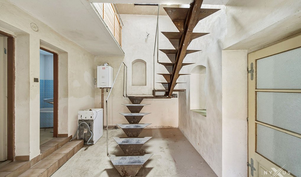 Prodej domu 213 m² s pozemkem 803 m², Chleby – náhled fotky 30