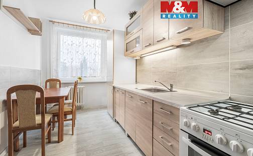 Prodej bytu 4+1 87 m², Masarykova třída, Teplice - Trnovany
