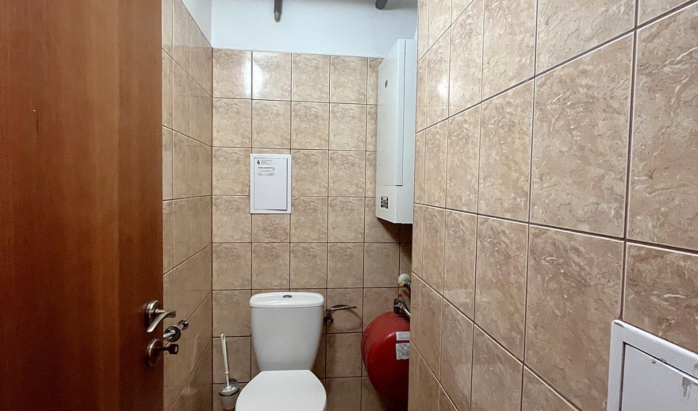 Prodej obchodních prostor 78 m², Třeboň – náhled fotky 10