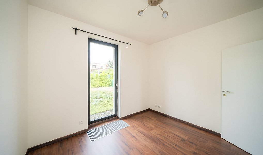Pronájem domu 110 m² s pozemkem 196 m², Praha – náhled fotky 17