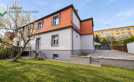 Pronájem bytu 3+kk 78 m², V úžlabině, Praha 10 - Strašnice
