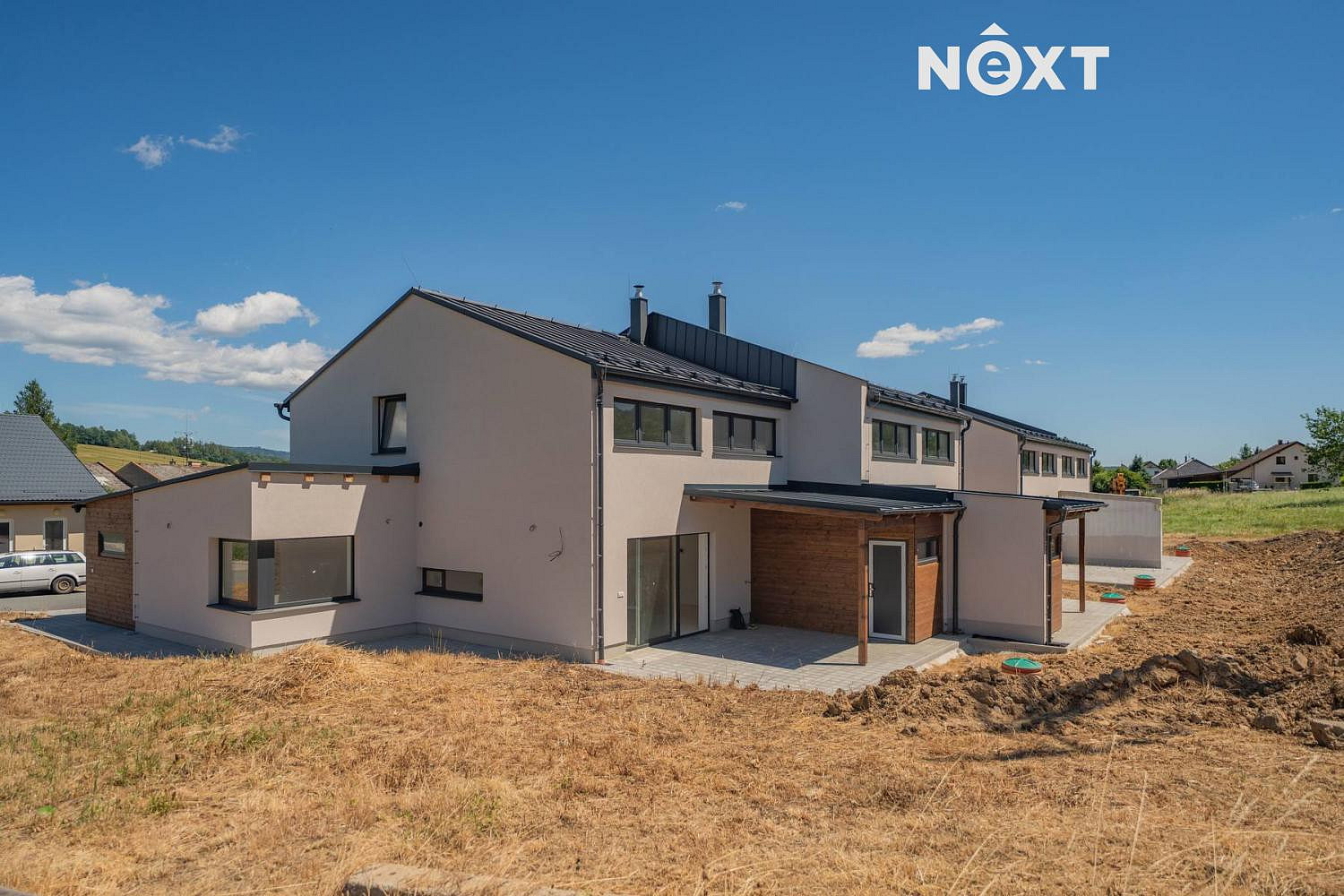 Prodej domu 183 m² s pozemkem 562 m² – fotografie 2
