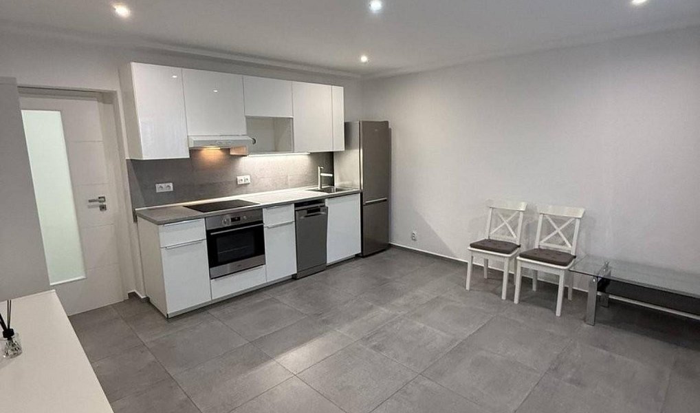 Pronájem bytu 2+kk 43 m², Rudná – náhled fotky 2