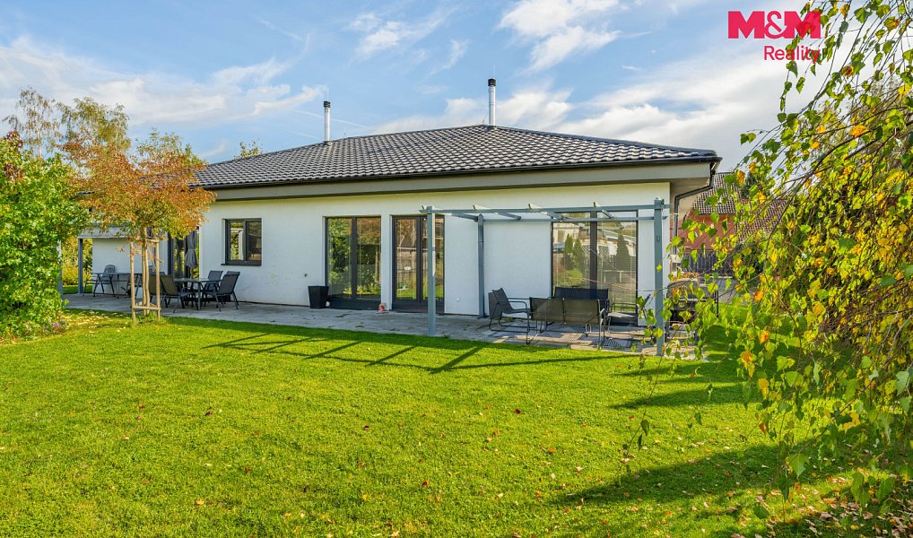 Prodej domu 96 m² s pozemkem 1 005 m², Sulice – náhled fotky 8
