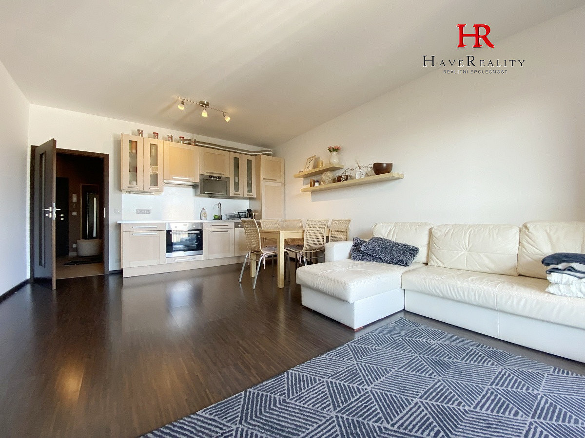 Pronájem bytu 2+kk 65 m² – fotografie 2