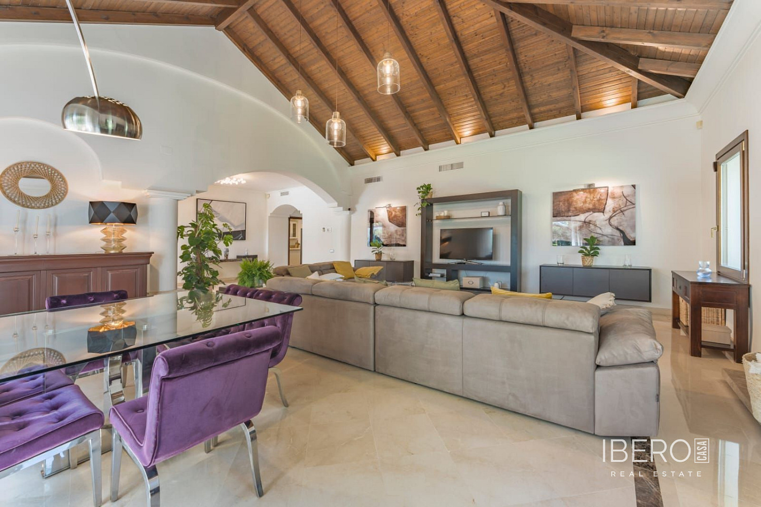 Prodej domu 621 m² s pozemkem 1 550 m² — photo 2
