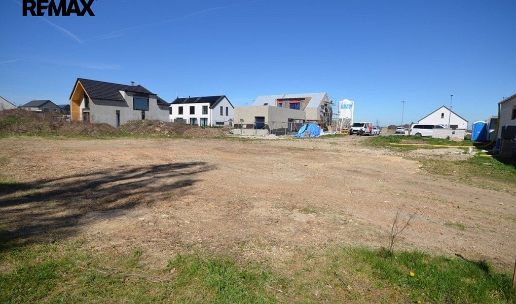 Pronájem zahrady 800 m², Slaný – náhled fotky 9