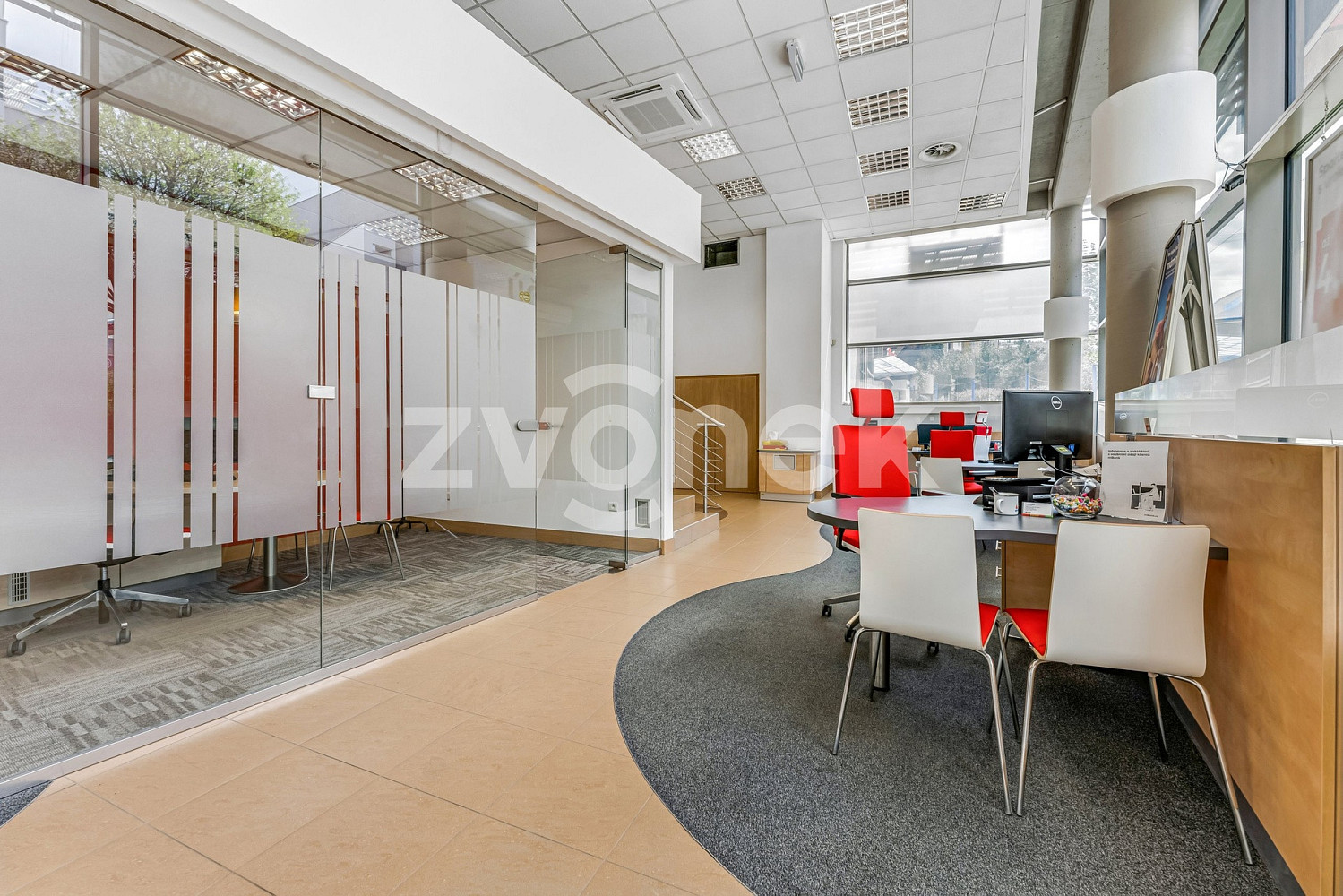 Pronájem obchodních prostor 158 m² – fotografie 5