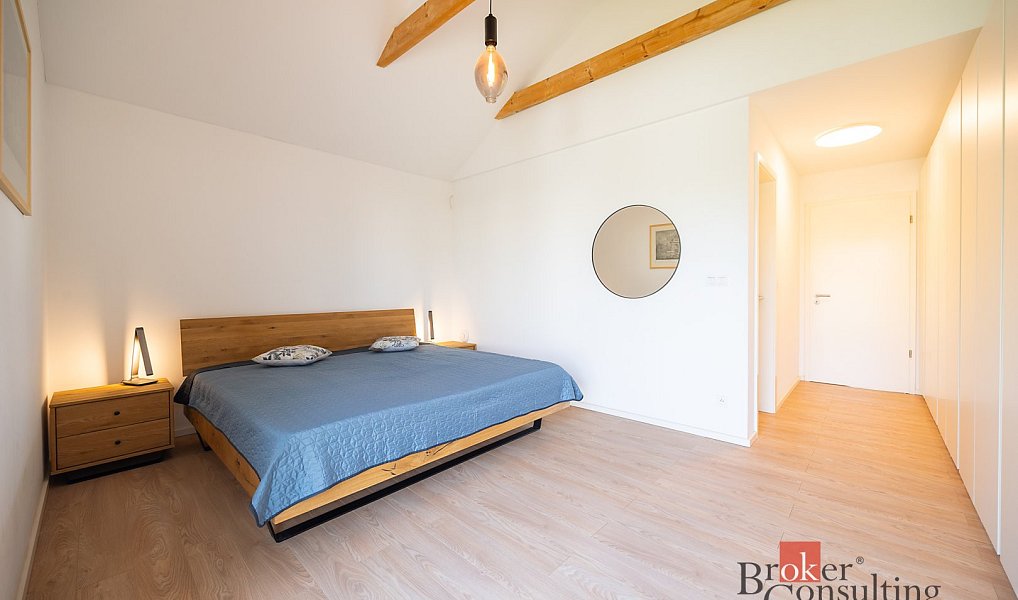 Prodej domu 154 m² s pozemkem 906 m², Nymburk – náhled fotky 17