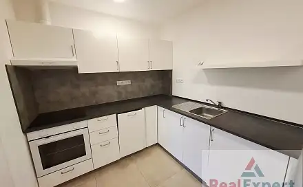 Pronájem bytu 1+1 37 m², Máchova, Praha 2 - Vinohrady