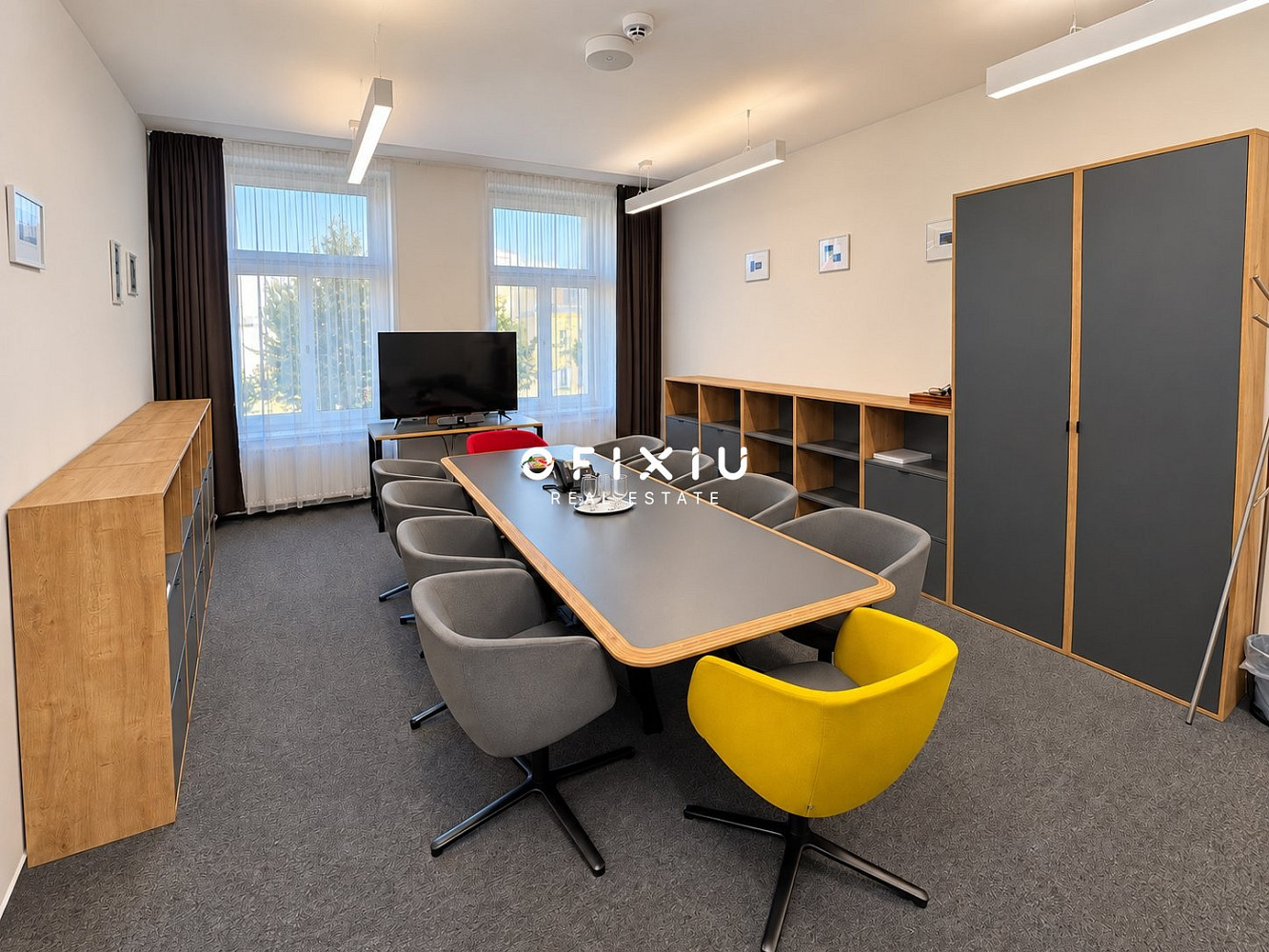 Pronájem kanceláře 294 m² – fotografie 2
