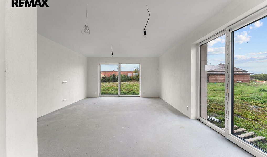 Prodej bytu 4+kk 113 m², Zbizuby – náhled fotky 5