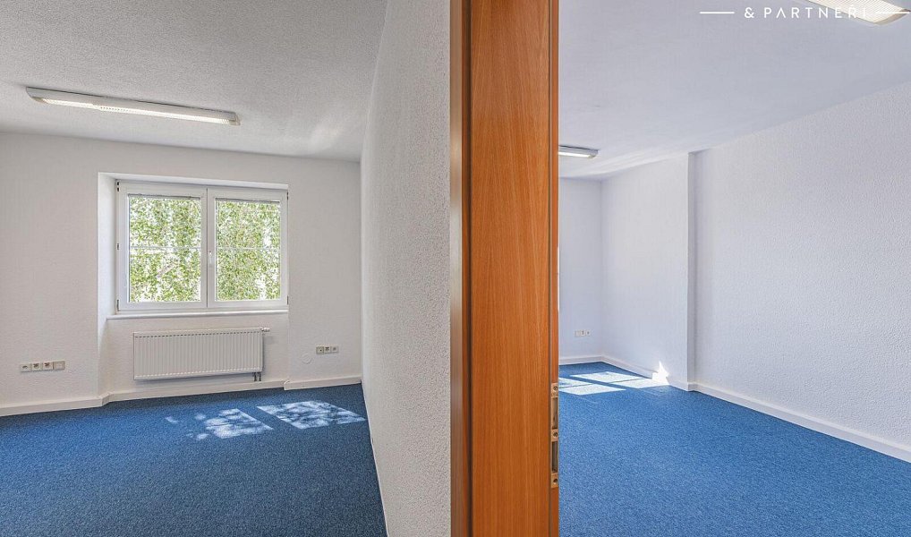 Pronájem kanceláře 102 m², Hradec Králové – náhled fotky 9