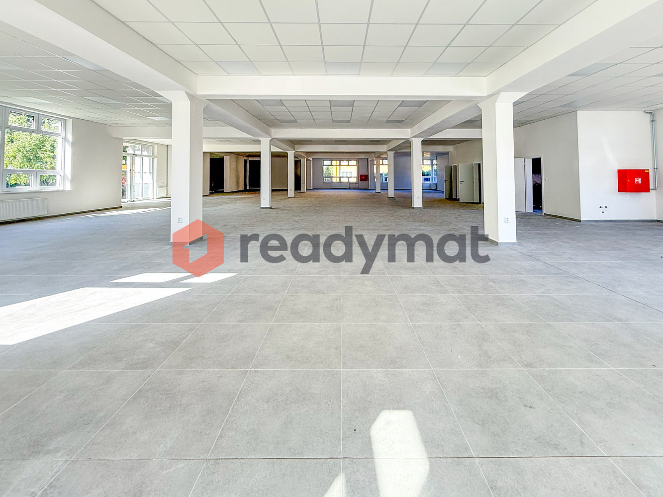 Pronájem obchodních prostor 588 m² — photo 3