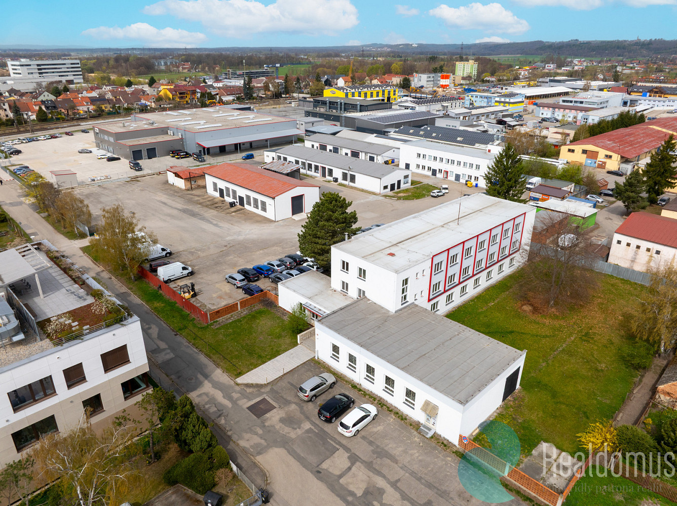 Prodej komerčního objektu (jiného typu) 12 668 m²