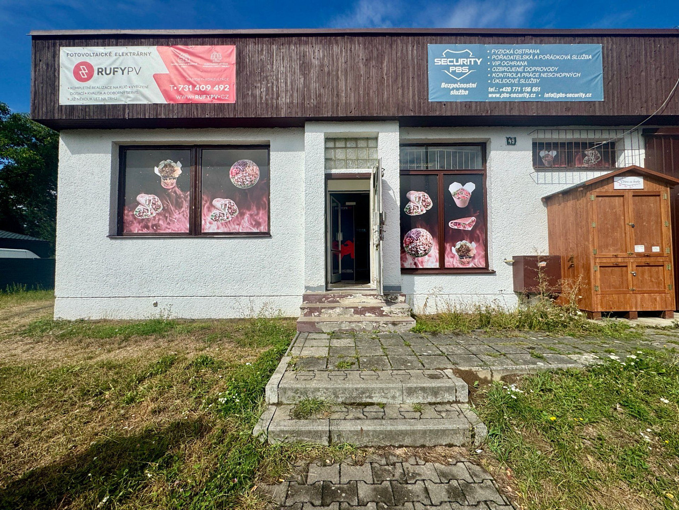 Pronájem obchodních prostor 110 m² – fotografie 4