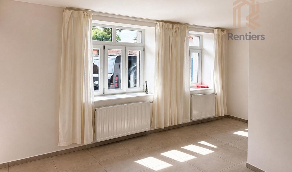 Prodej domu 145 m² s pozemkem 265 m², Rostoklaty – náhled fotky 4