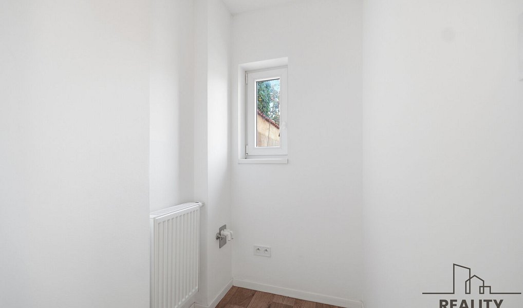 Pronájem bytu 1+1 35 m², Pardubice – náhled fotky 10