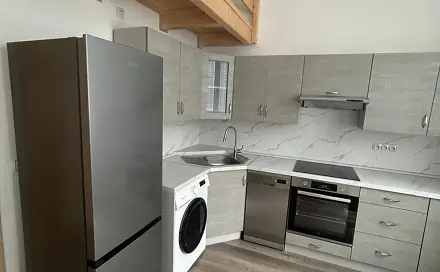 Pronájem bytu 1+kk 30 m², Myslbekova, Teplice