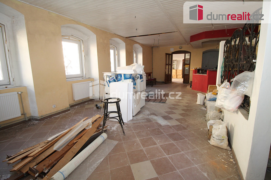 Prodej nájemního domu, činžáku 1 385 m² — photo 5