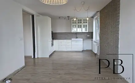 Pronájem bytu 3+kk 78 m²