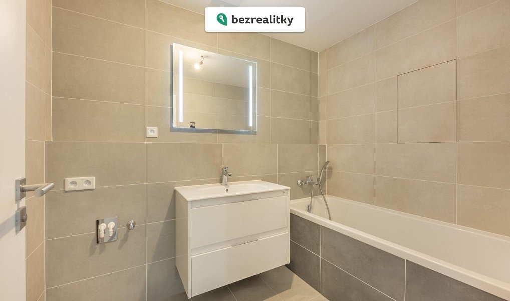 Prodej bytu 2+kk 59 m², Plzeň – náhled fotky 3