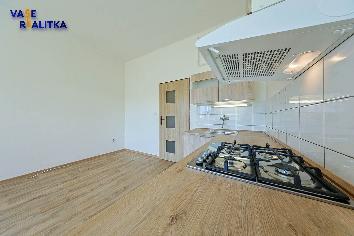 Pronájem bytu 1+kk 28 m² – pohled 3