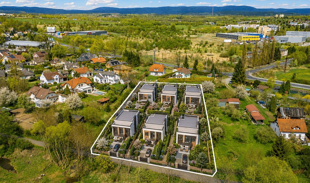 Prodej stavebního pozemku 4 050 m², Karlovy Vary – náhled fotky 4
