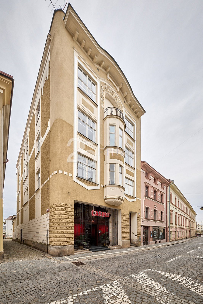 Prodej nájemního domu, činžáku 680 m²