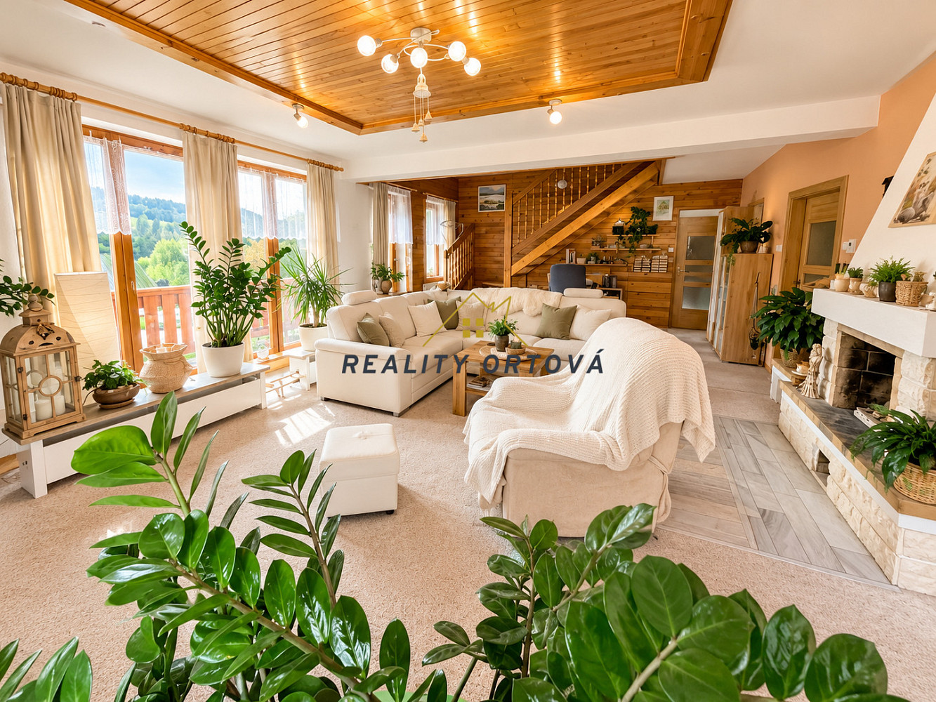 Prodej domu 400 m² s pozemkem 1 032 m²