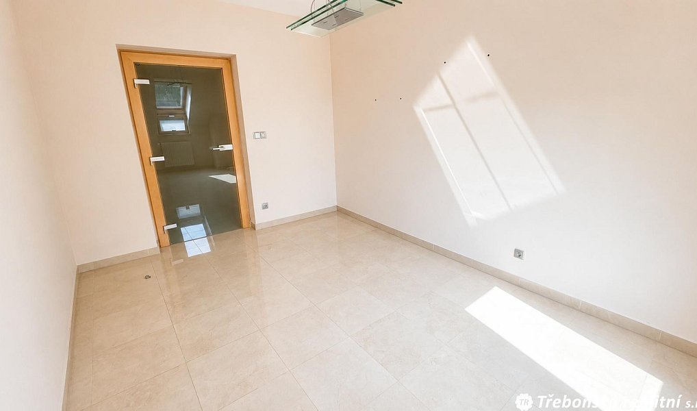 Prodej bytu 2+kk 58 m², Třeboň – náhled fotky 11