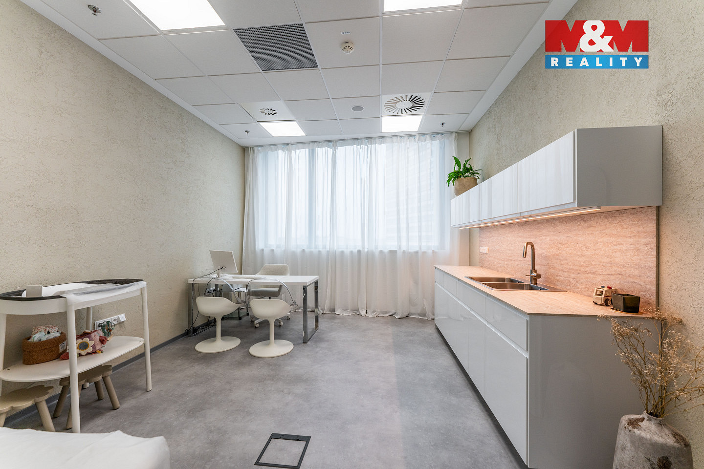 Pronájem obchodních prostor 25 m² – fotografie 3