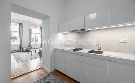 Pronájem bytu 2+1 48 m², Hořejší nábřeží, Praha 5 - Smíchov