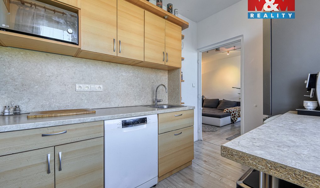 Prodej bytu 3+1 83 m², Dobřany – náhled fotky 17