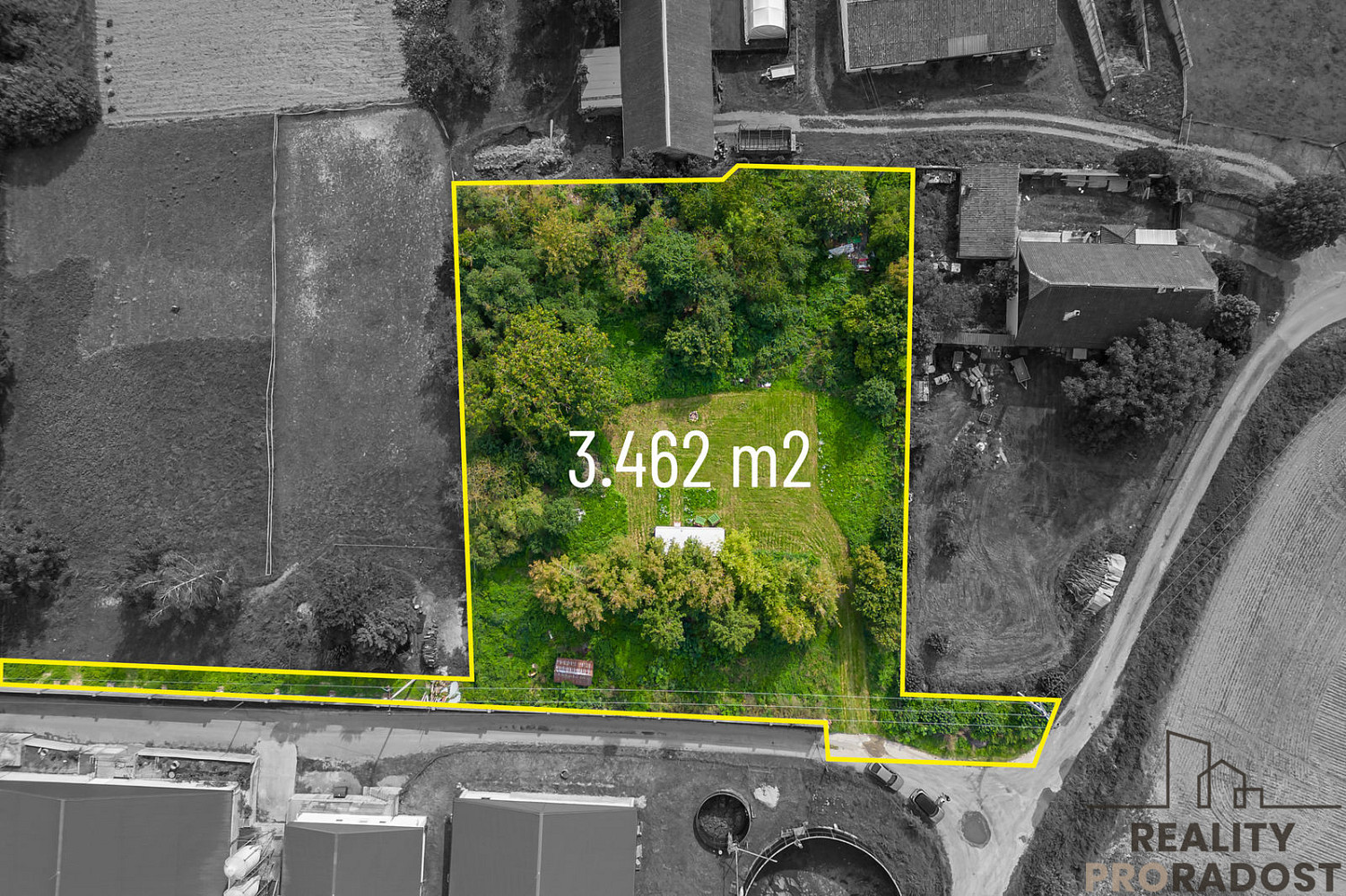Prodej stavebního pozemku 3 462 m² – fotografie 2