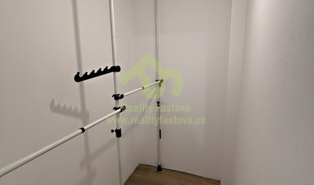 Prodej domu 156 m² s pozemkem 918 m², Lužany – náhled fotky 31