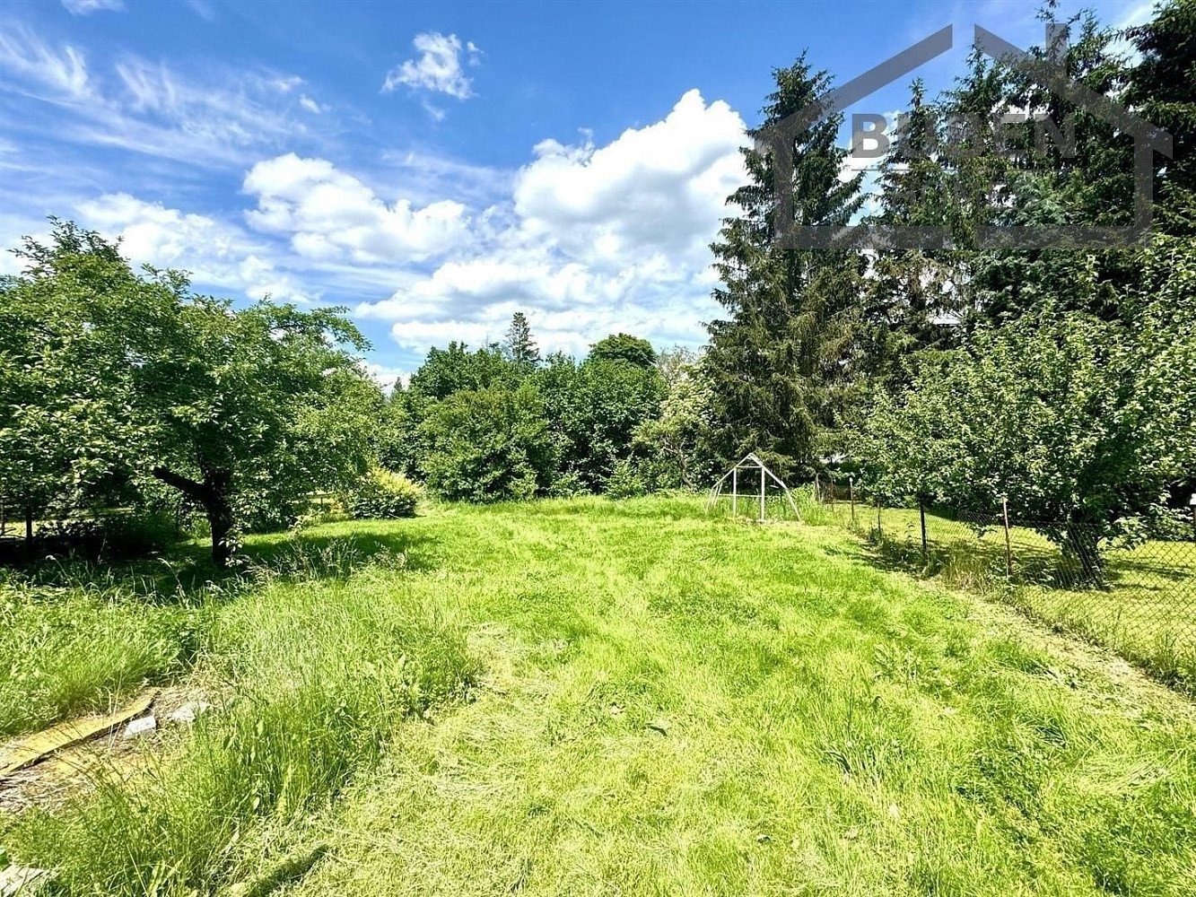Prodej pozemku 533 m² – fotografie 2