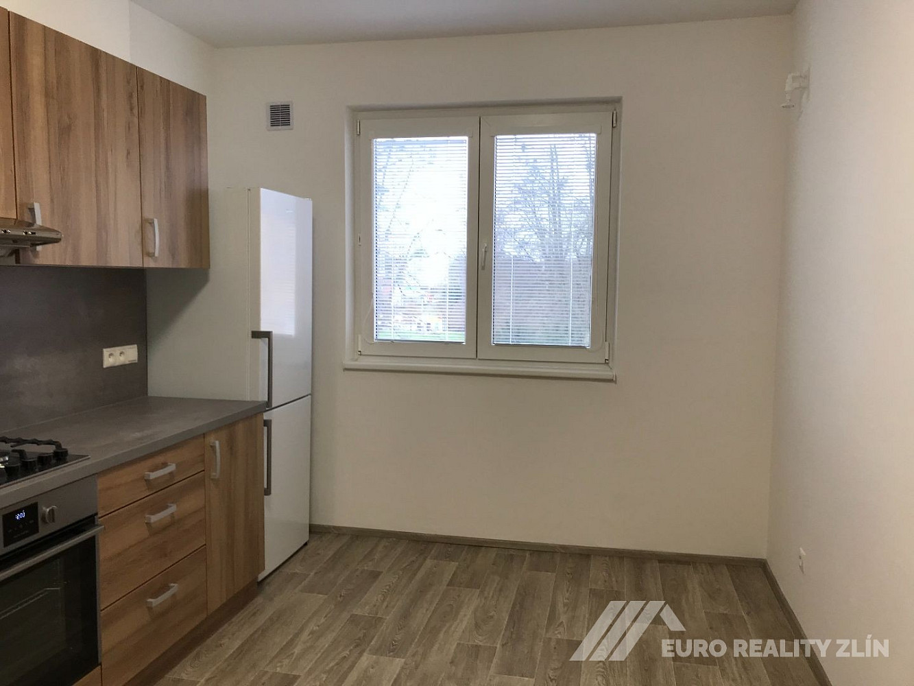 Pronájem bytu 2+1 64 m² – fotografie 4