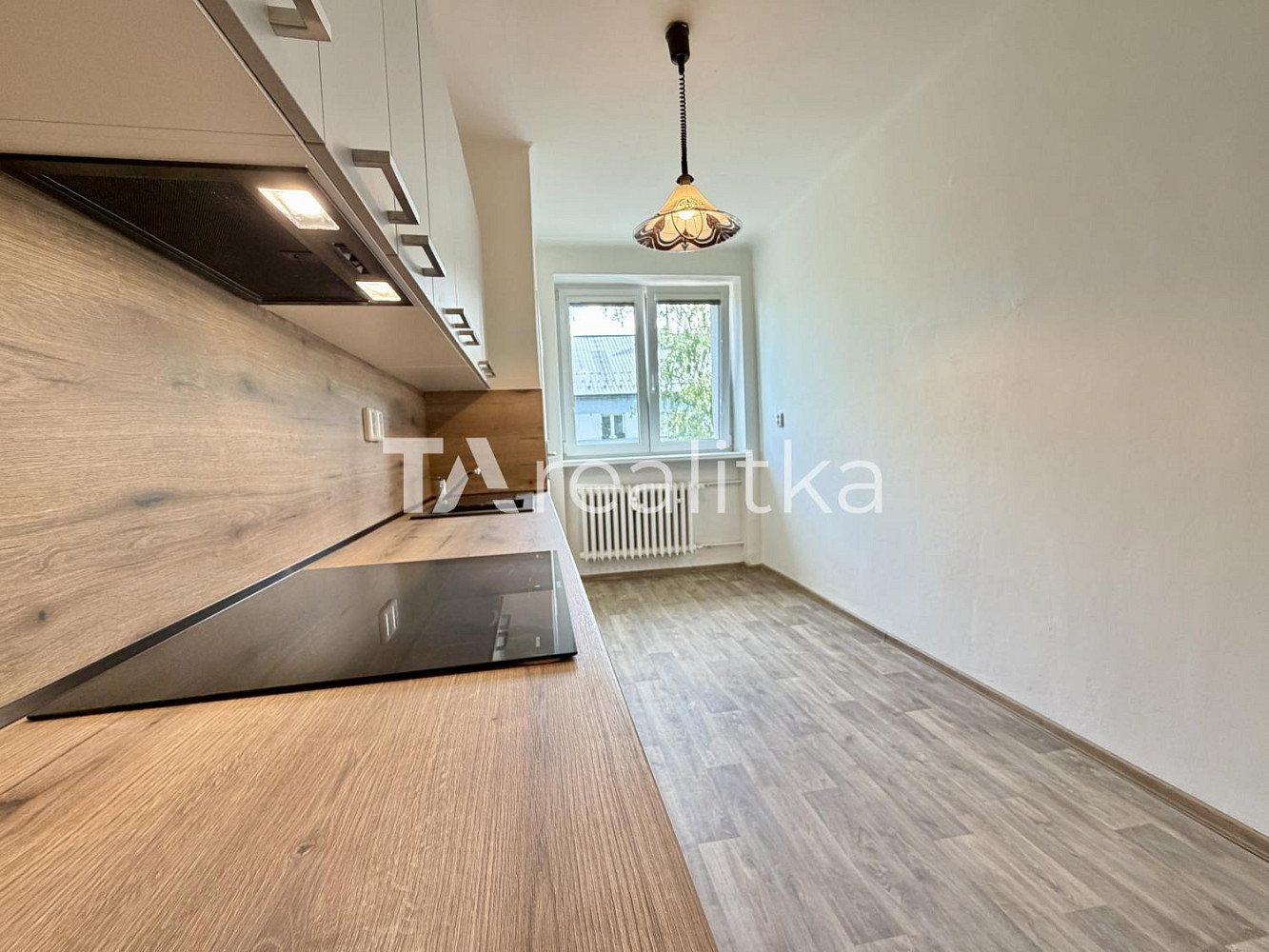 Pronájem bytu 2+1 68 m² – pohled 3
