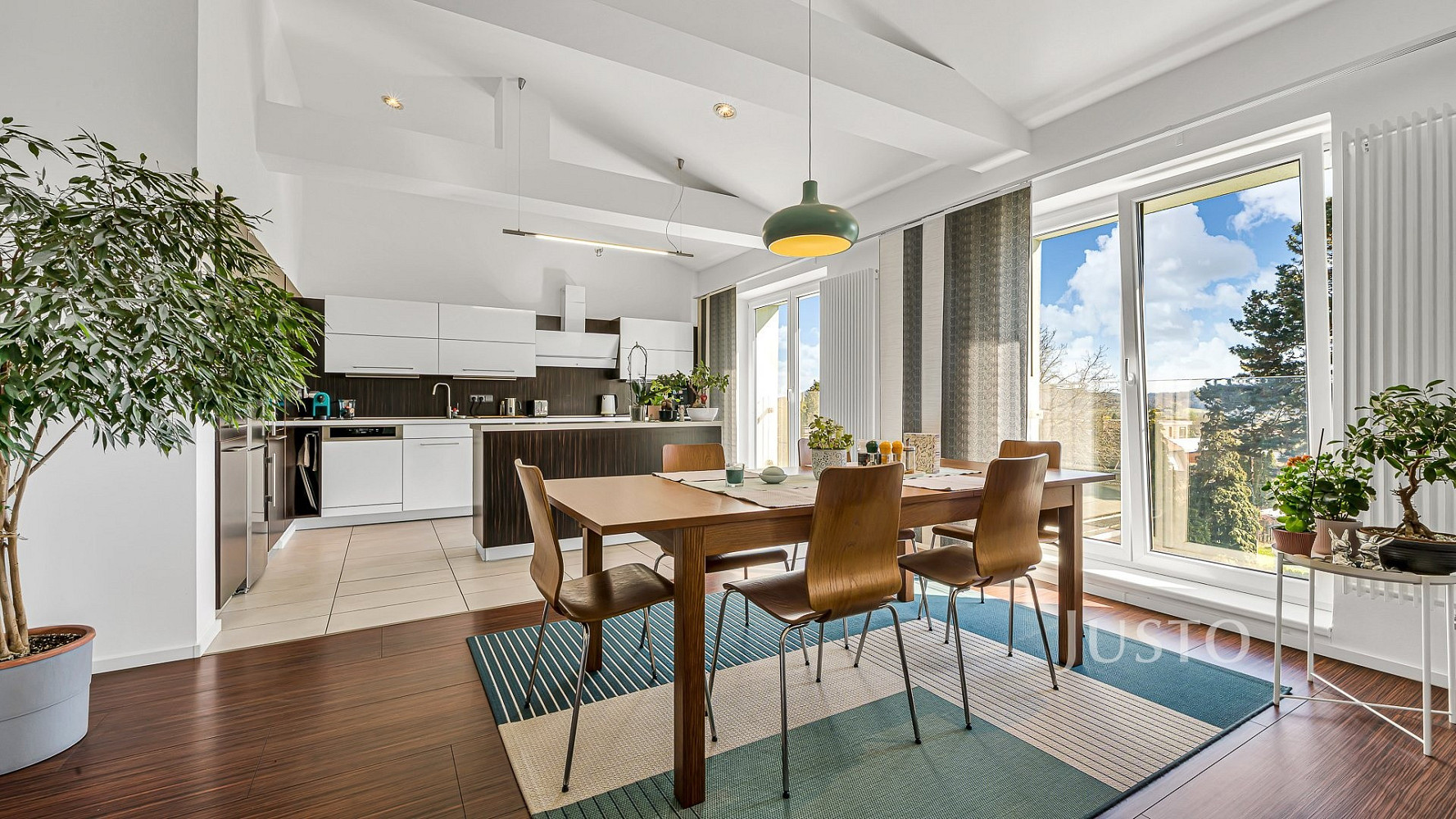 Prodej komerčního objektu (jiného typu) 401 m² – fotografie 3